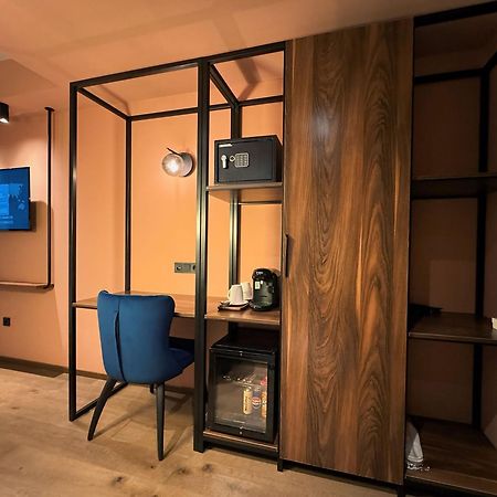 Tbilisi Edition - Design Hotel & Private Spa ภายนอก รูปภาพ