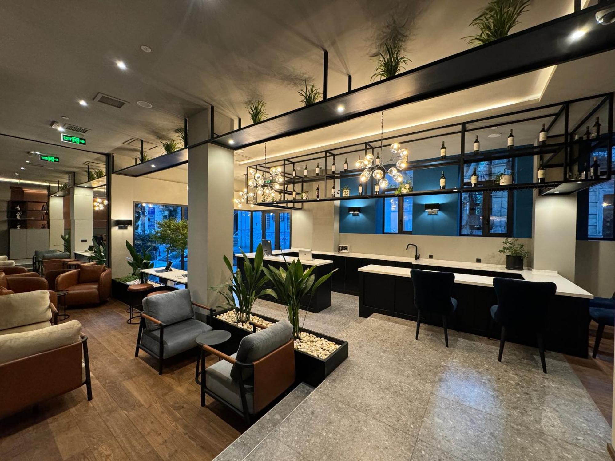 Tbilisi Edition - Design Hotel & Private Spa ภายนอก รูปภาพ