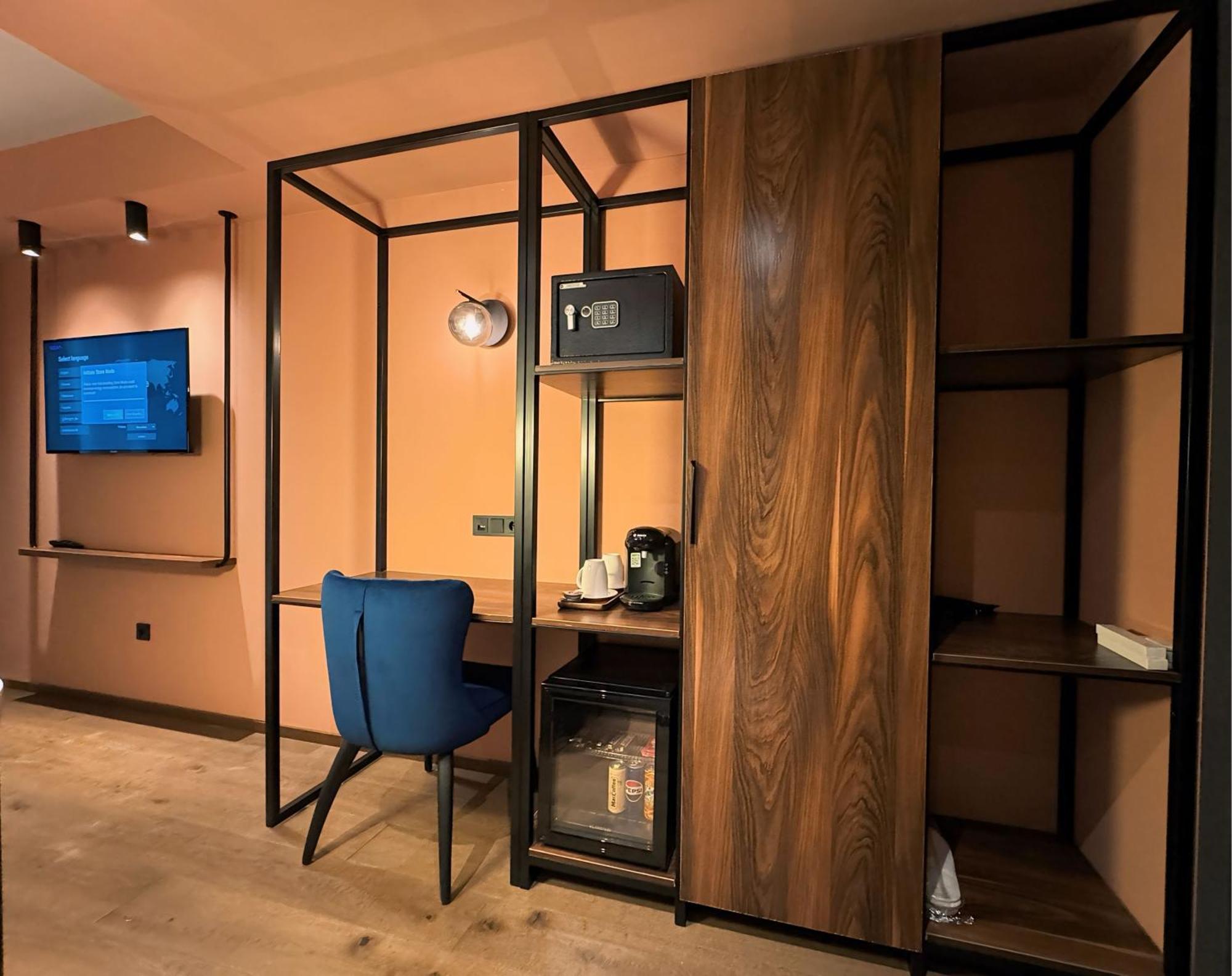 Tbilisi Edition - Design Hotel & Private Spa ภายนอก รูปภาพ
