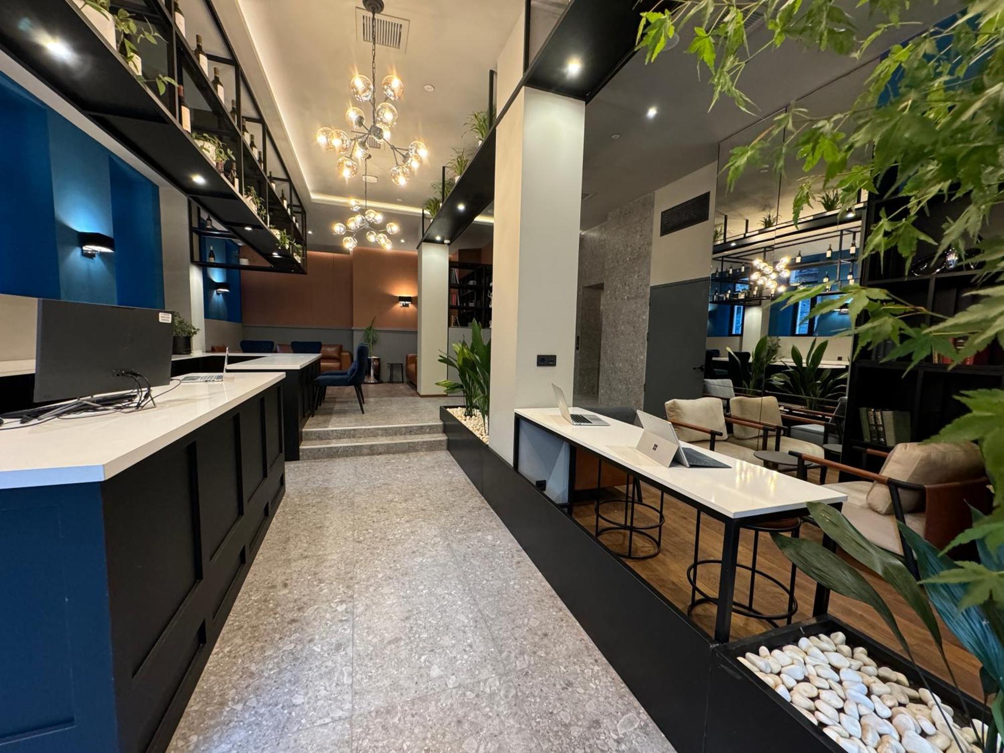 Tbilisi Edition - Design Hotel & Private Spa ภายนอก รูปภาพ